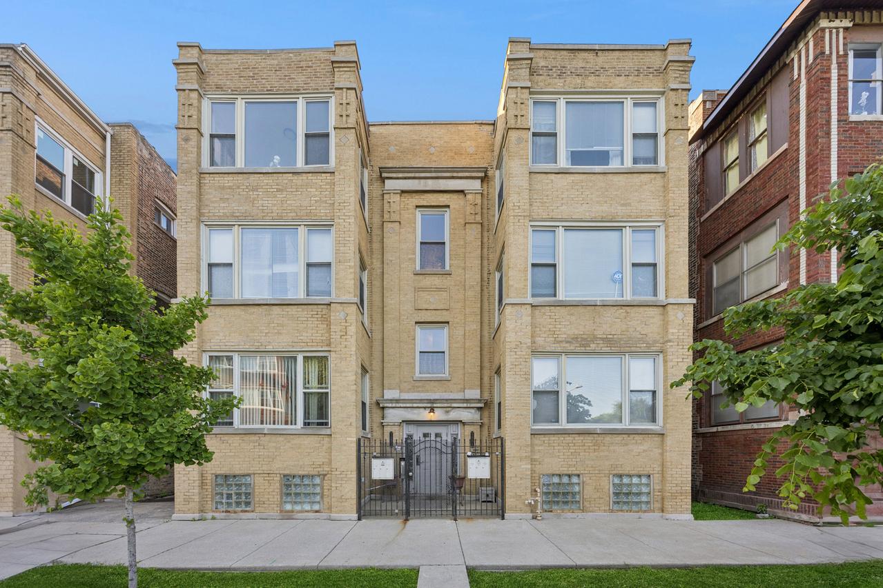 1552 E 65th Pl. #3, Chicago, IL 60637