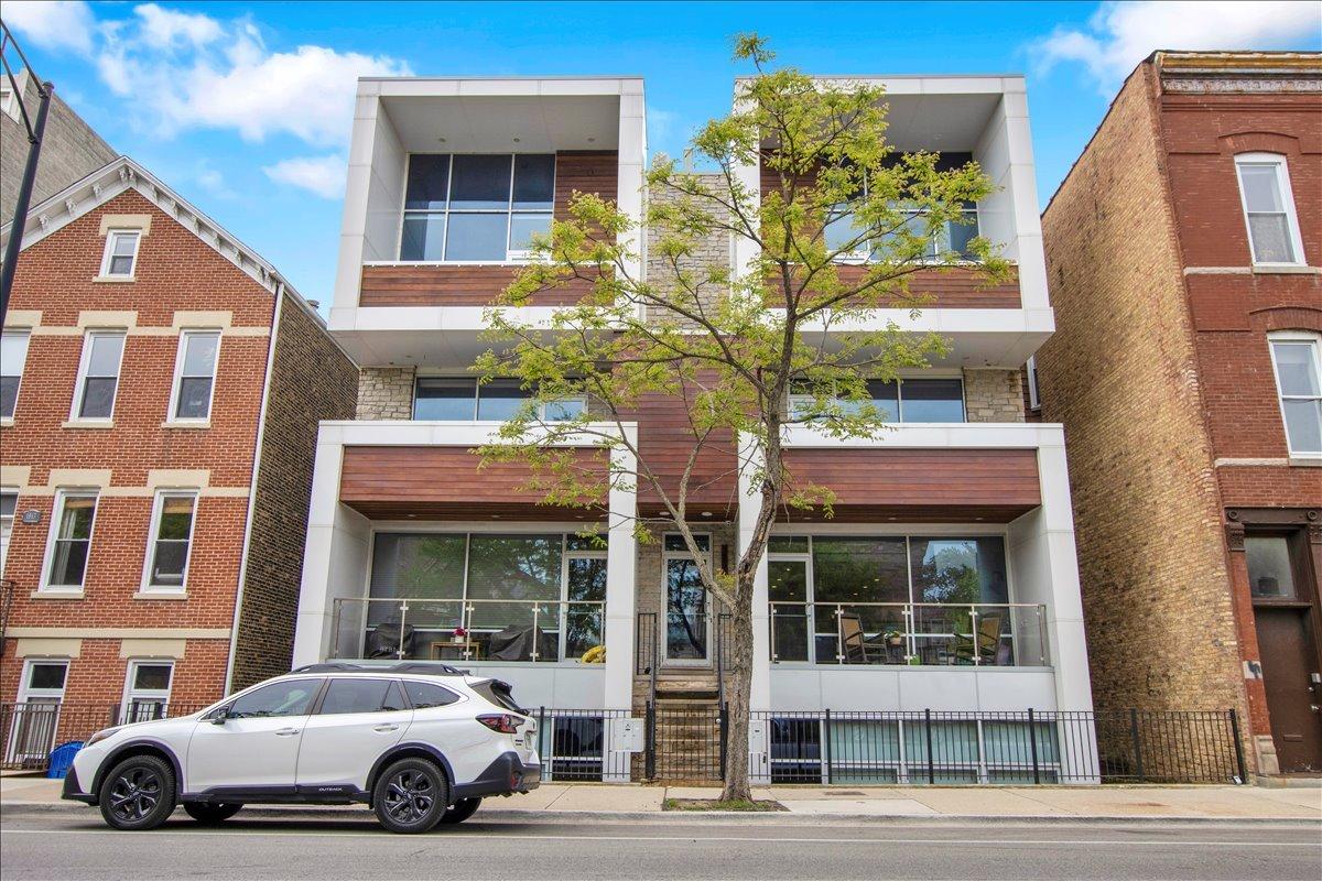 1821 W Armitage Ave. #3W, Chicago, IL 60622
