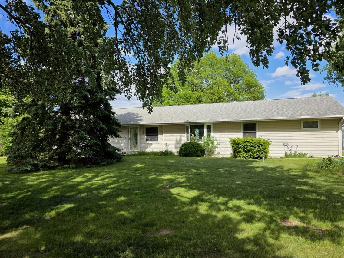 8950 Hoover Rd., Rock Falls, IL 61071
