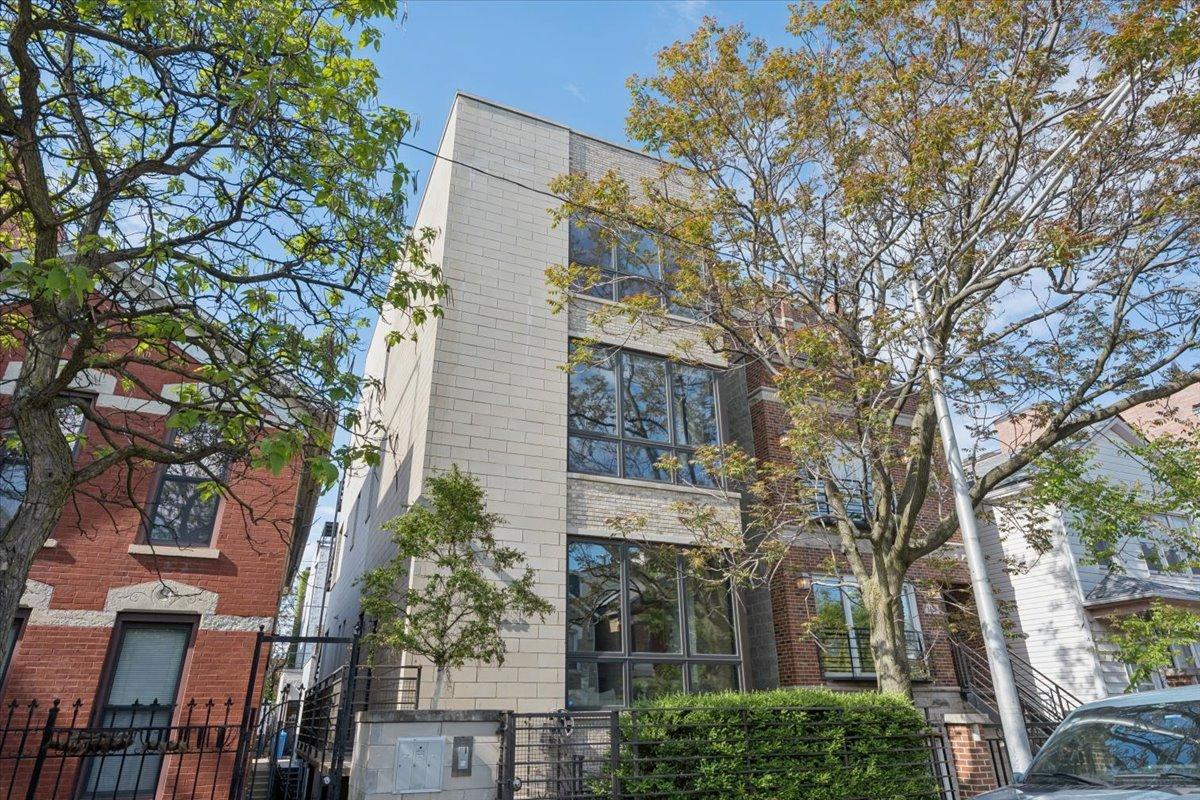 1622 W Julian St. #2, Chicago, IL 60622