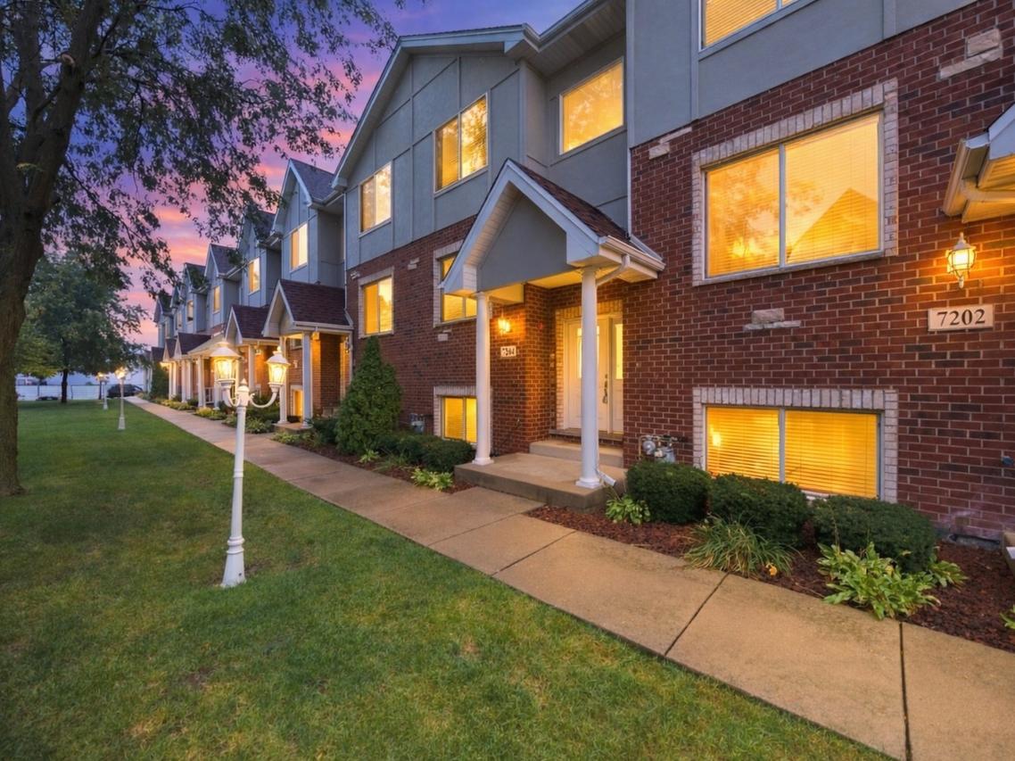 7204 W 83rd St., Bridgeview, IL 60455