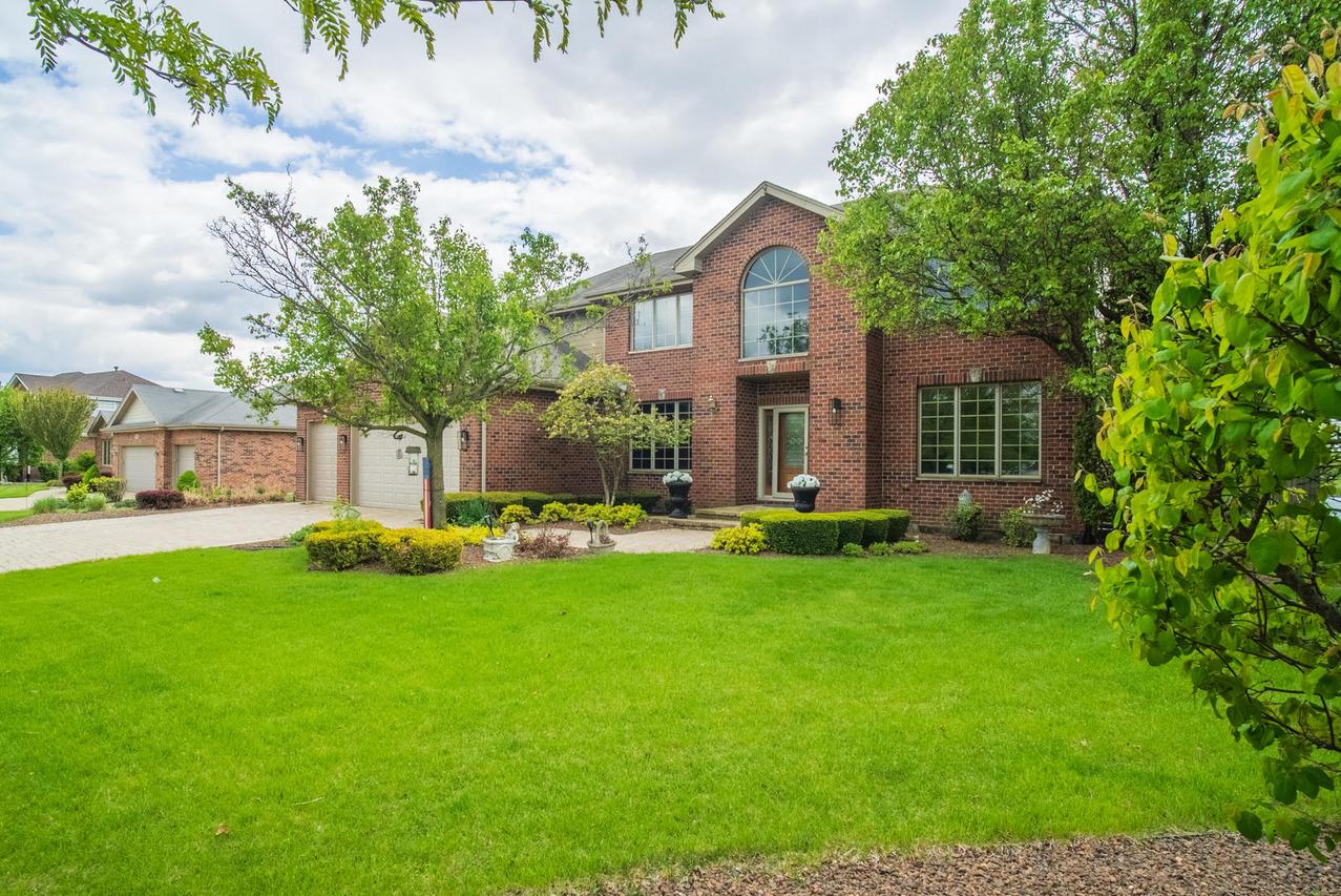 2910 Ryan Dr., New Lenox, IL 60451