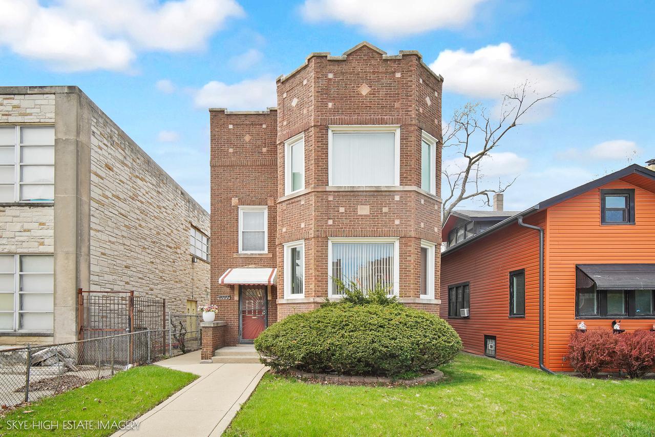 1338 N Massasoit Ave., Chicago, IL 60651