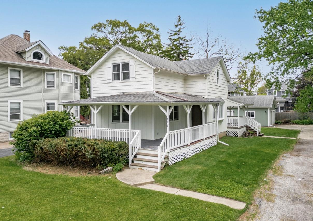 434 E Washington St., West Chicago, IL 60185