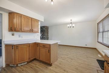 26 Miller Rd., Lake in the Hills, IL 60156