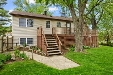 26 Miller Rd., Lake in the Hills, IL 60156