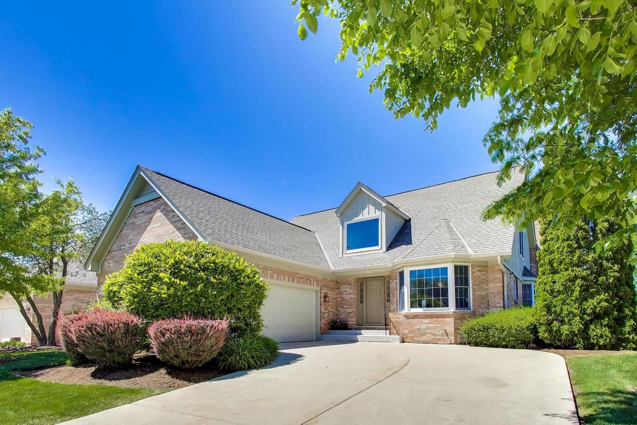 1049 Plantain Ct., Crystal Lake, IL 60014