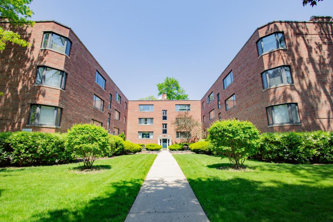 2611 Central St. #3, Evanston, IL 60201