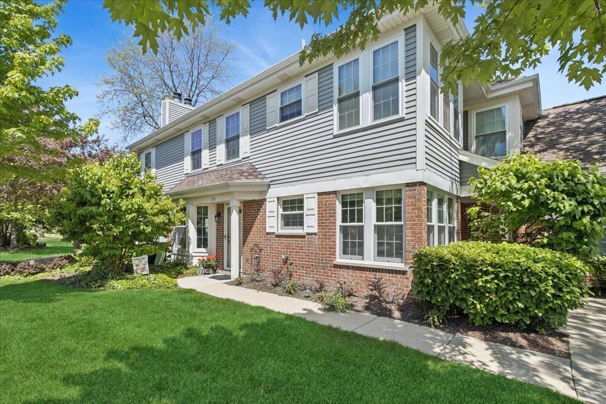 1230 S Wellington Ct., Buffalo Grove, IL 60089
