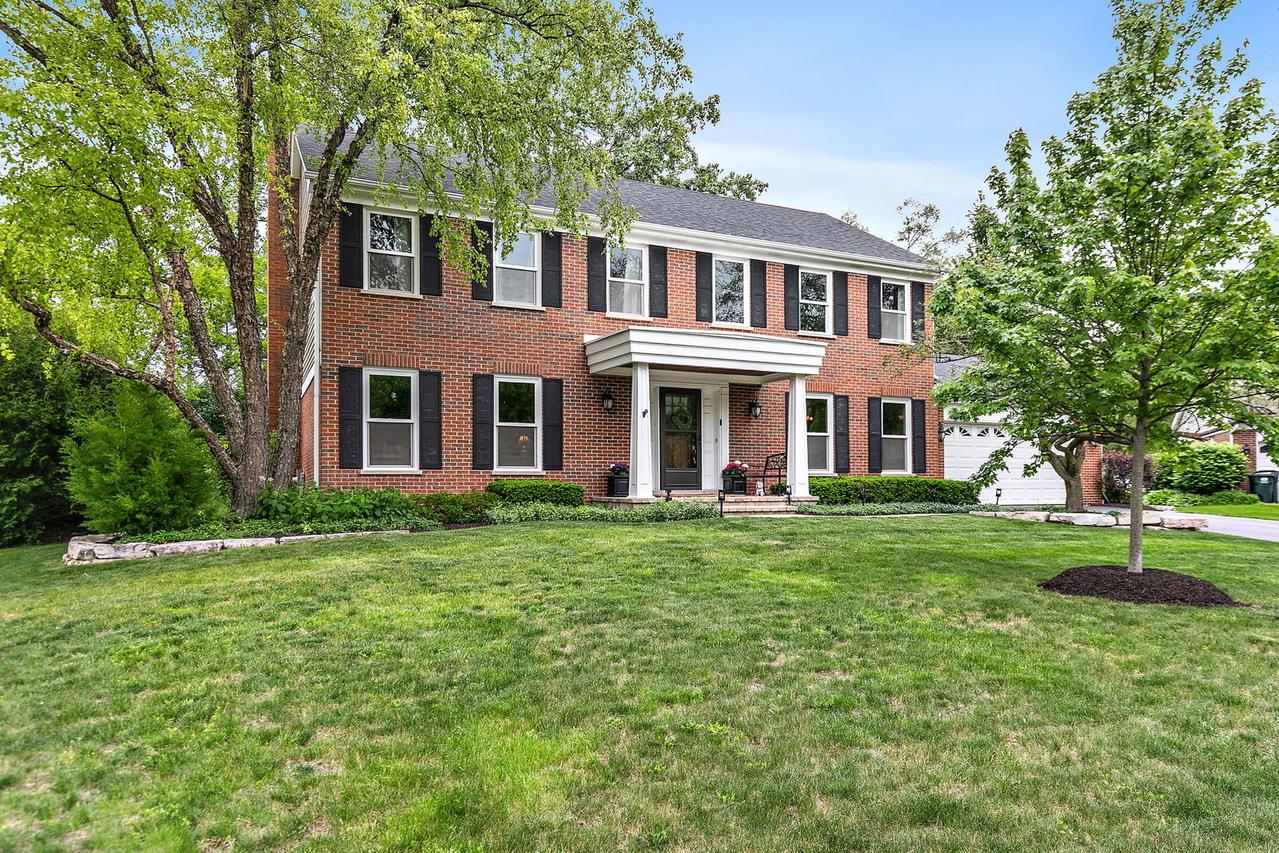380 Covington Dr., Barrington, IL 60010