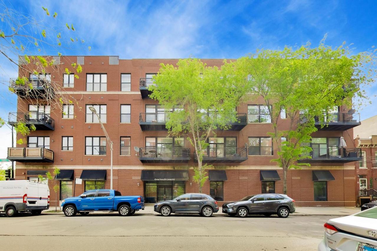 1 S Leavitt St. #403, Chicago, IL 60612