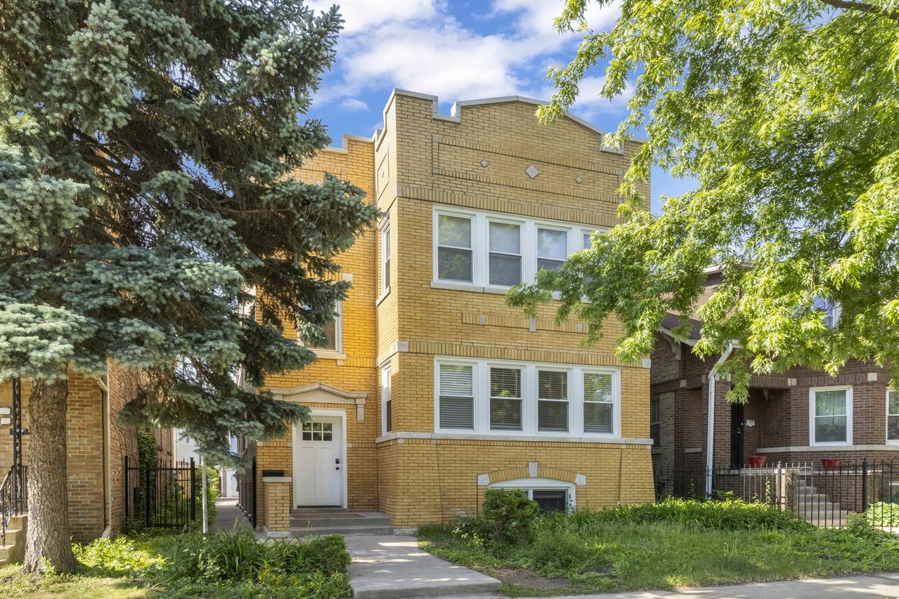 5359 W Potomac Ave., Chicago, IL 60651