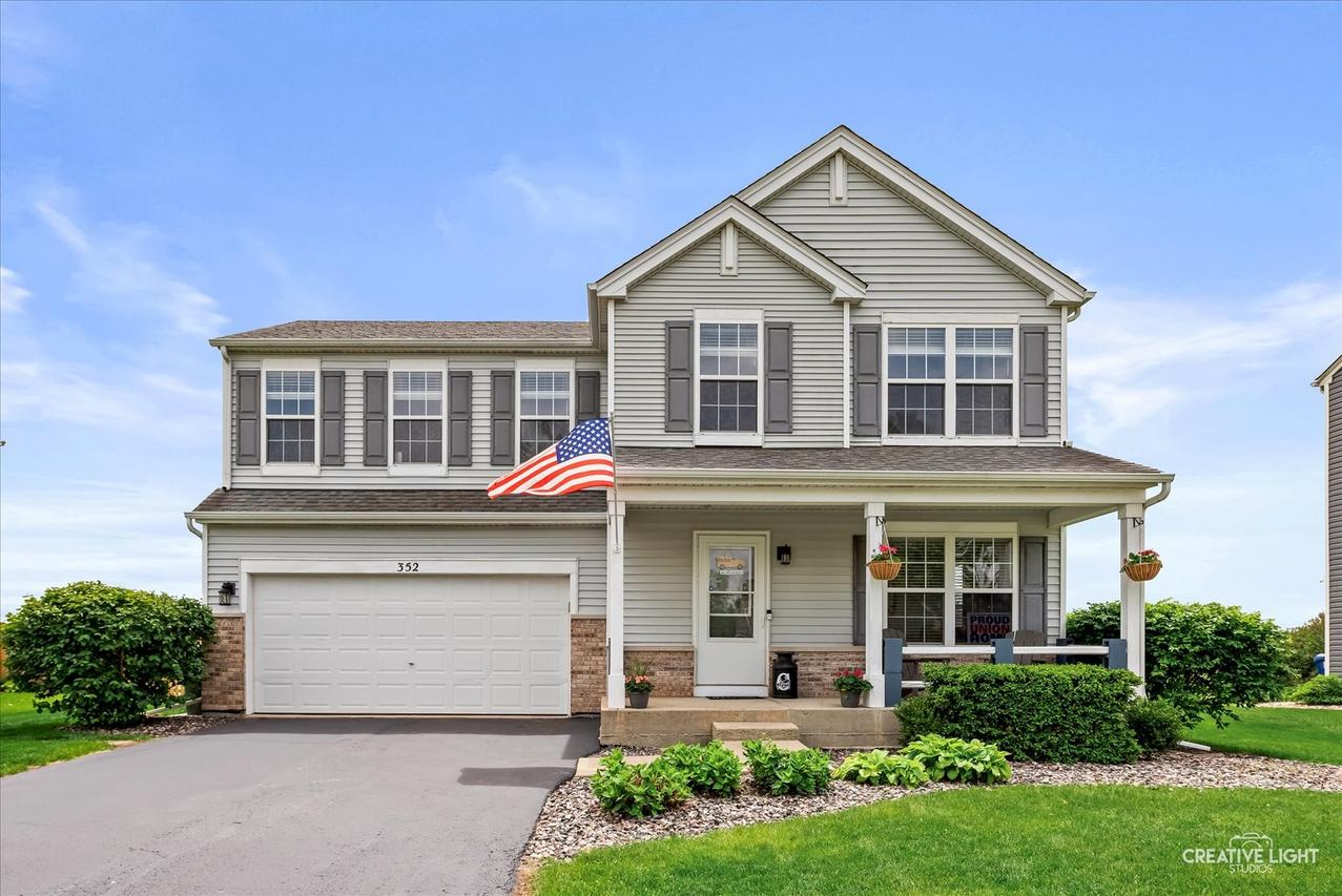 352 Coneflower Dr., Minooka, IL 60447