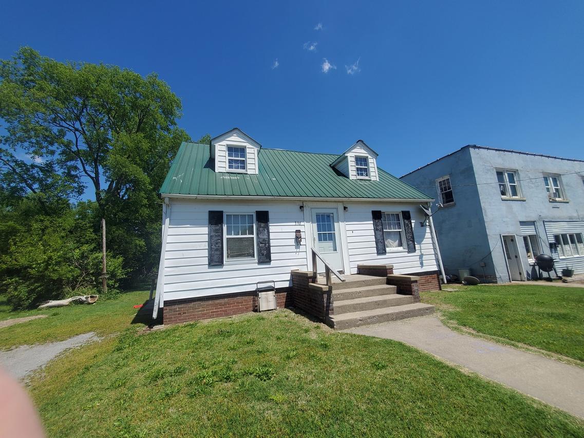 326 E Ford St., Harrisburg, IL 62946