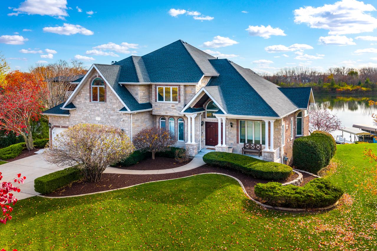 22743 Marina Dr., Plainfield, IL 60585
