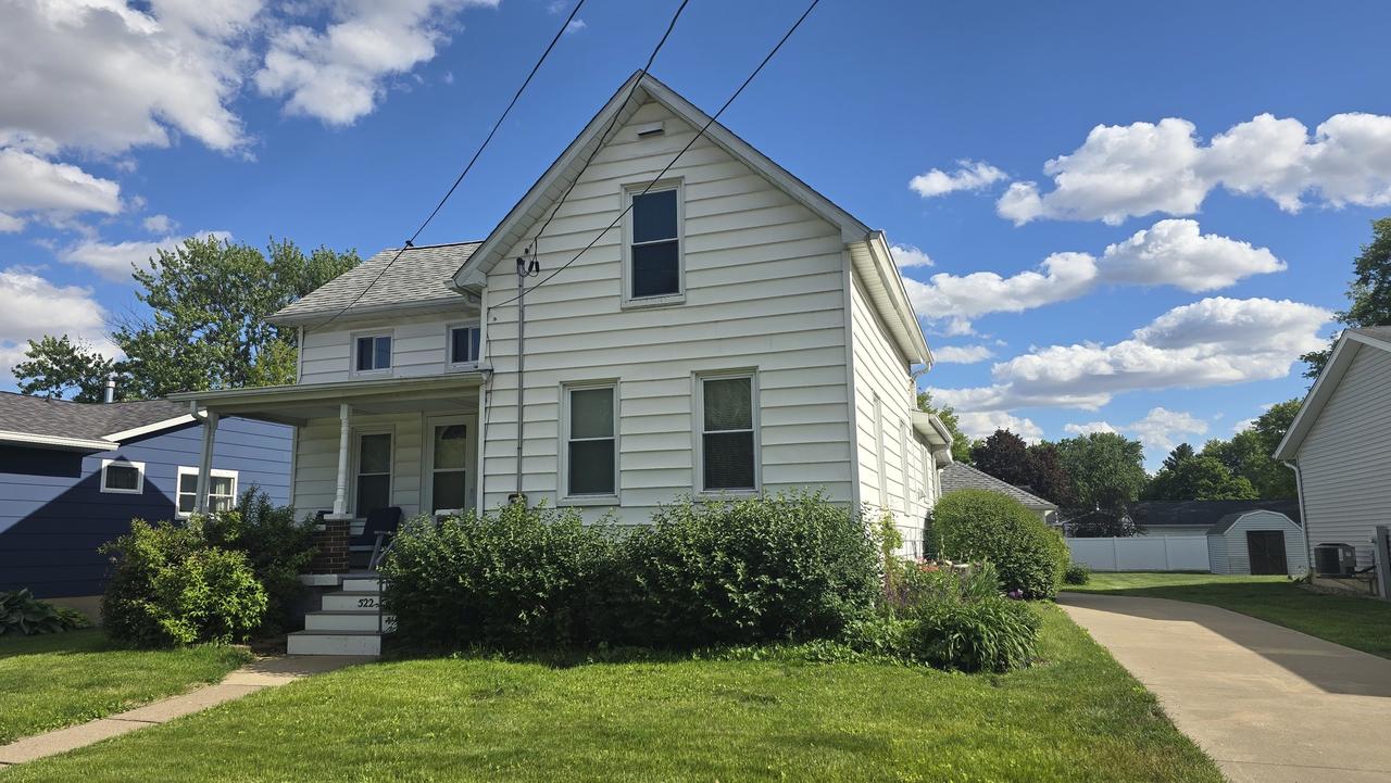 522 E South St., Geneseo, IL 61254
