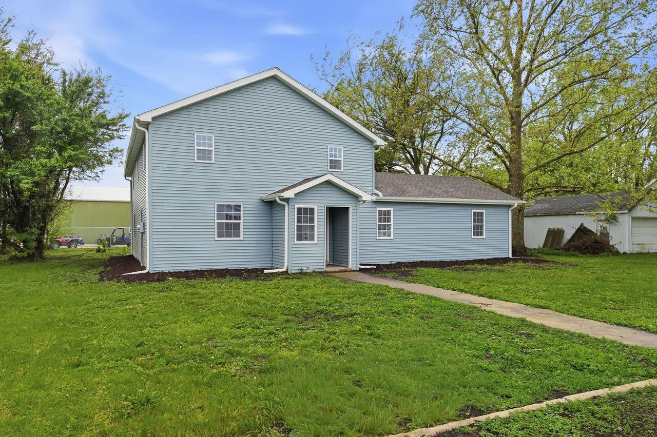 305 Parkway Ct., Gridley, IL 61744
