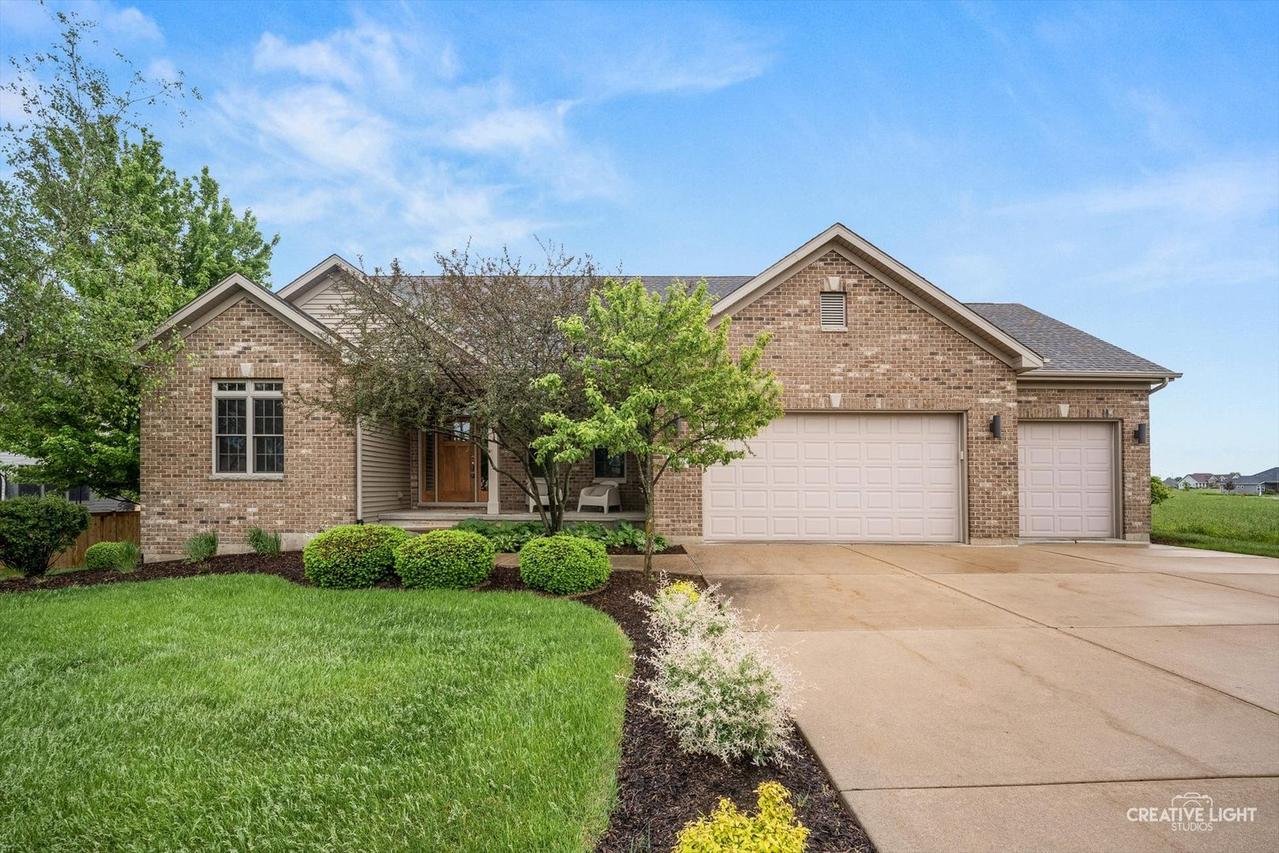 724 Emanuel Ln., Sycamore, IL 60178