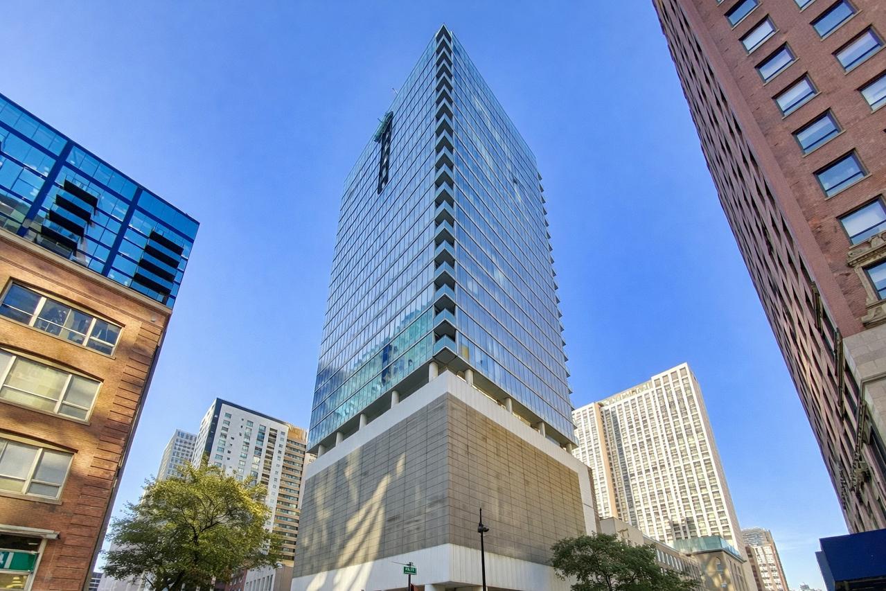 550 N Saint Clair St. #2503, Chicago, IL 60611
