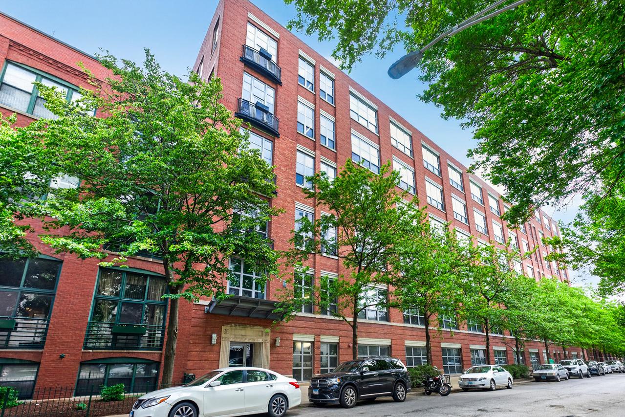 1735 N Paulina St. #612, Chicago, IL 60622