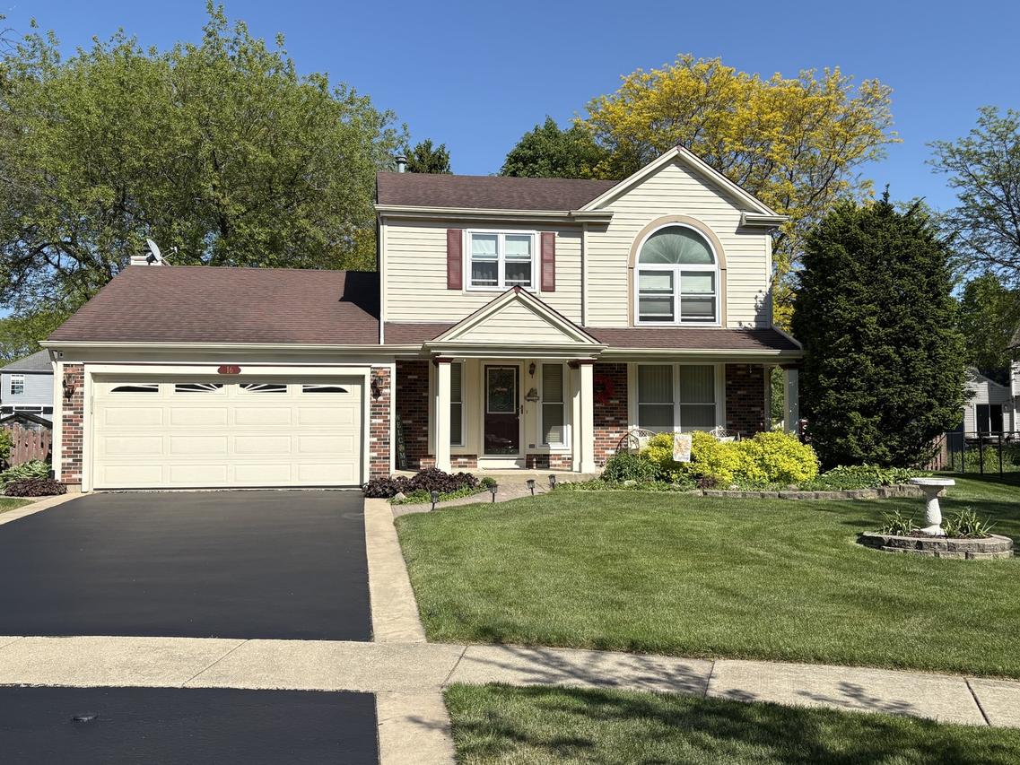 16 Rosewood Ct., Cary, IL 60013