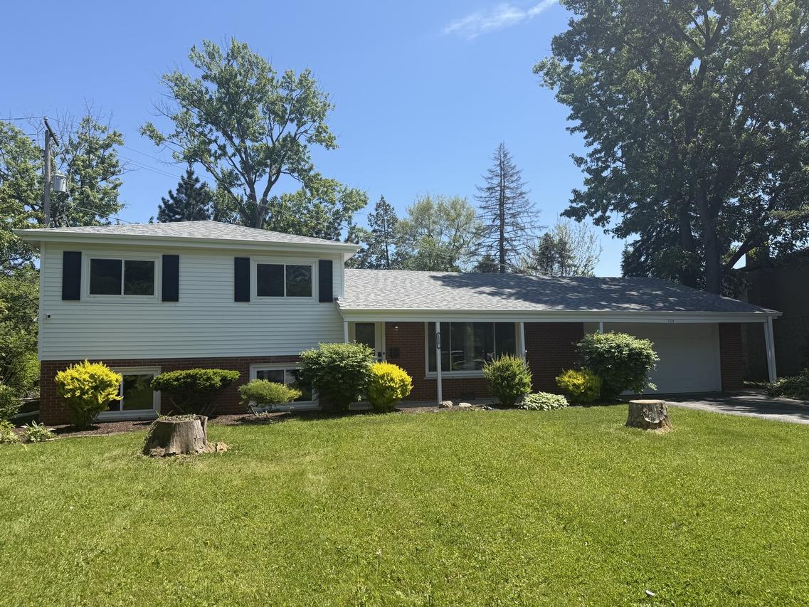 1339 Heather Rd., Homewood, IL 60430