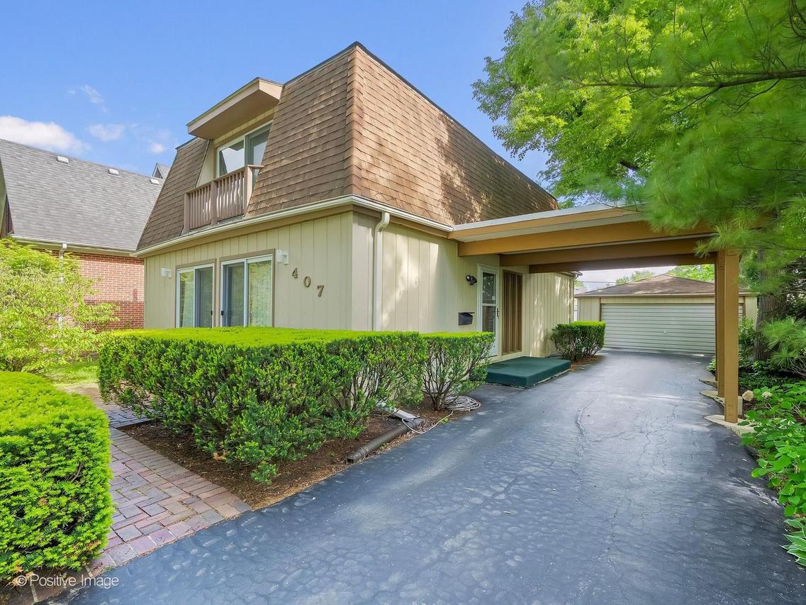 407 Colfax Ave., Clarendon Hills, IL 60514