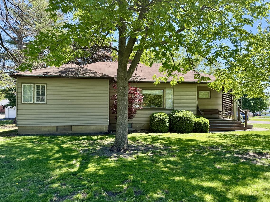 1006 N Sangamon Ave., Gibson City, IL 60936