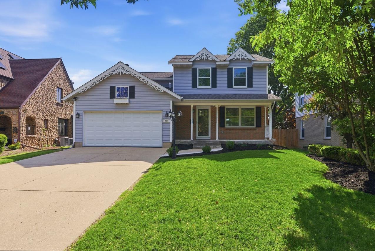317 Vincent Pl., Elgin, IL 60123