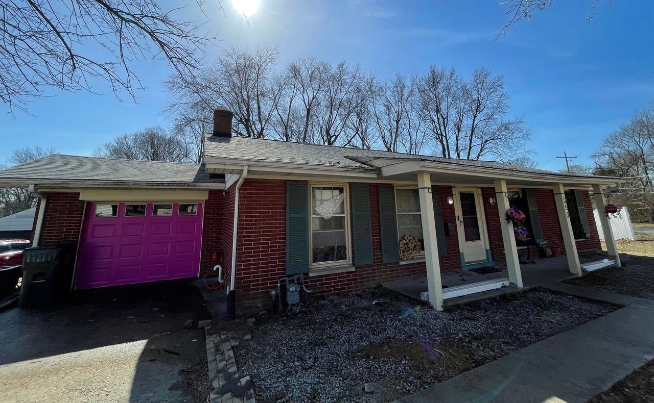 252 Sunset Dr., Belleville, IL 62223