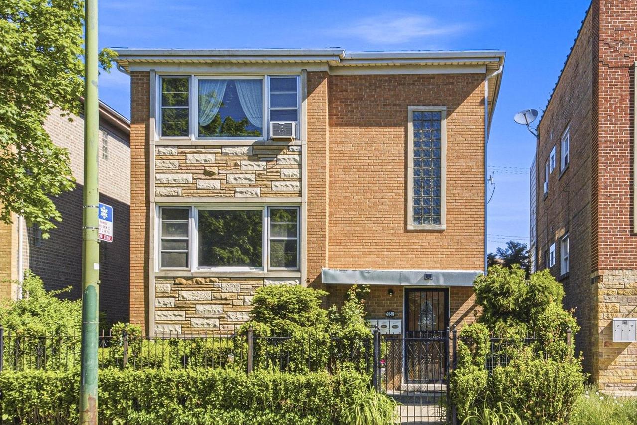 6840 W Diversey Ave., Chicago, IL 60707