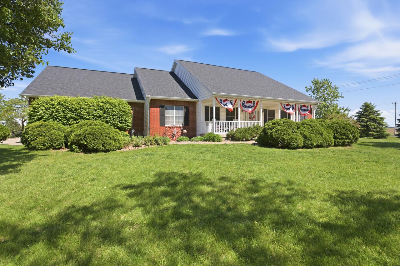 2102 Laurel Park Pl., Champaign, IL 61822