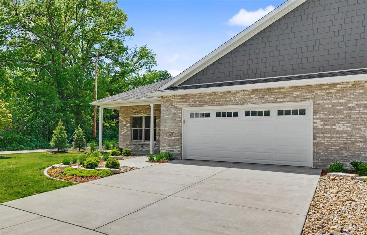 520 S 6th St., Fairbury, IL 61739