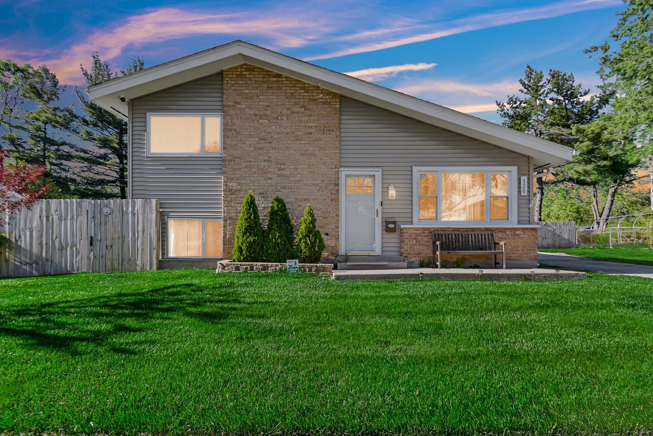 120 Westwood Dr., Park Forest, IL 60466