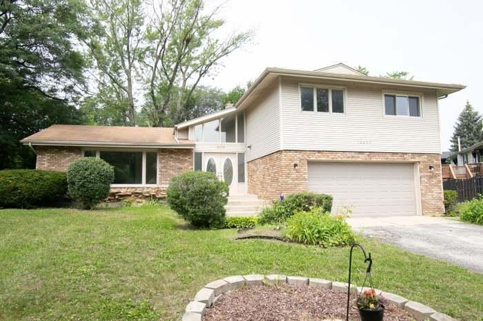 18052 San Diego Ave., Homewood, IL 60430