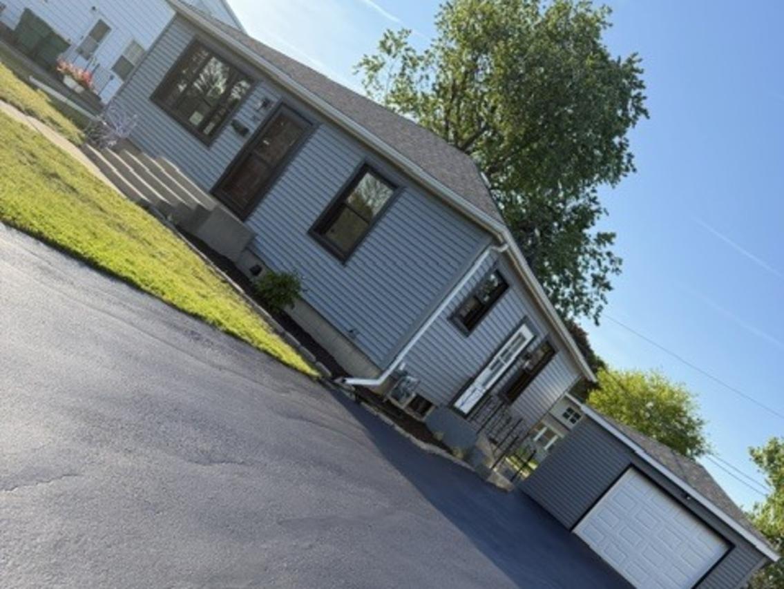 1303 Schriber Ave., Joliet, IL 60435