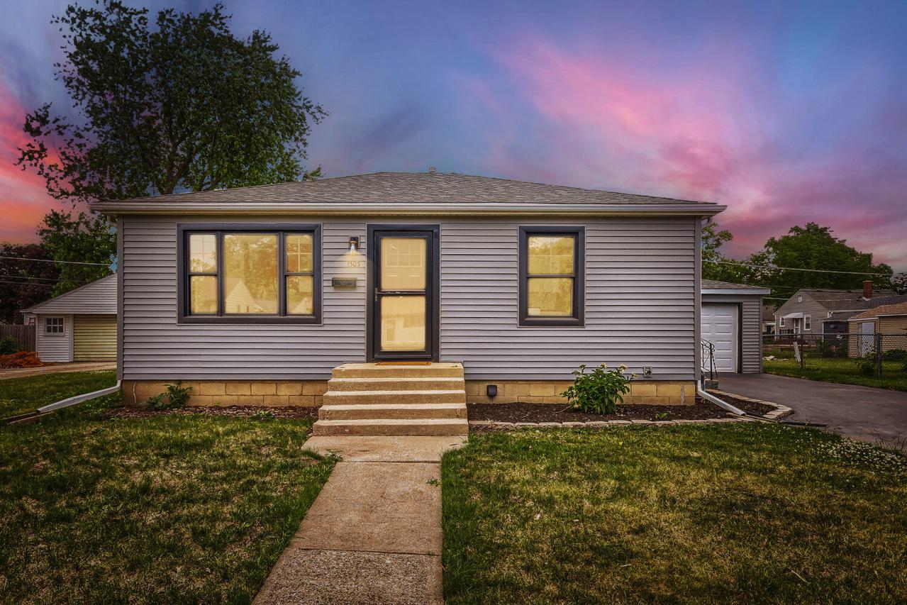 1303 Schriber Ave., Joliet, IL 60435