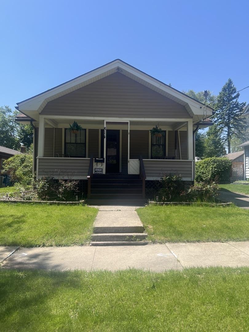 814 Iowa Ave., Aurora, IL 60506