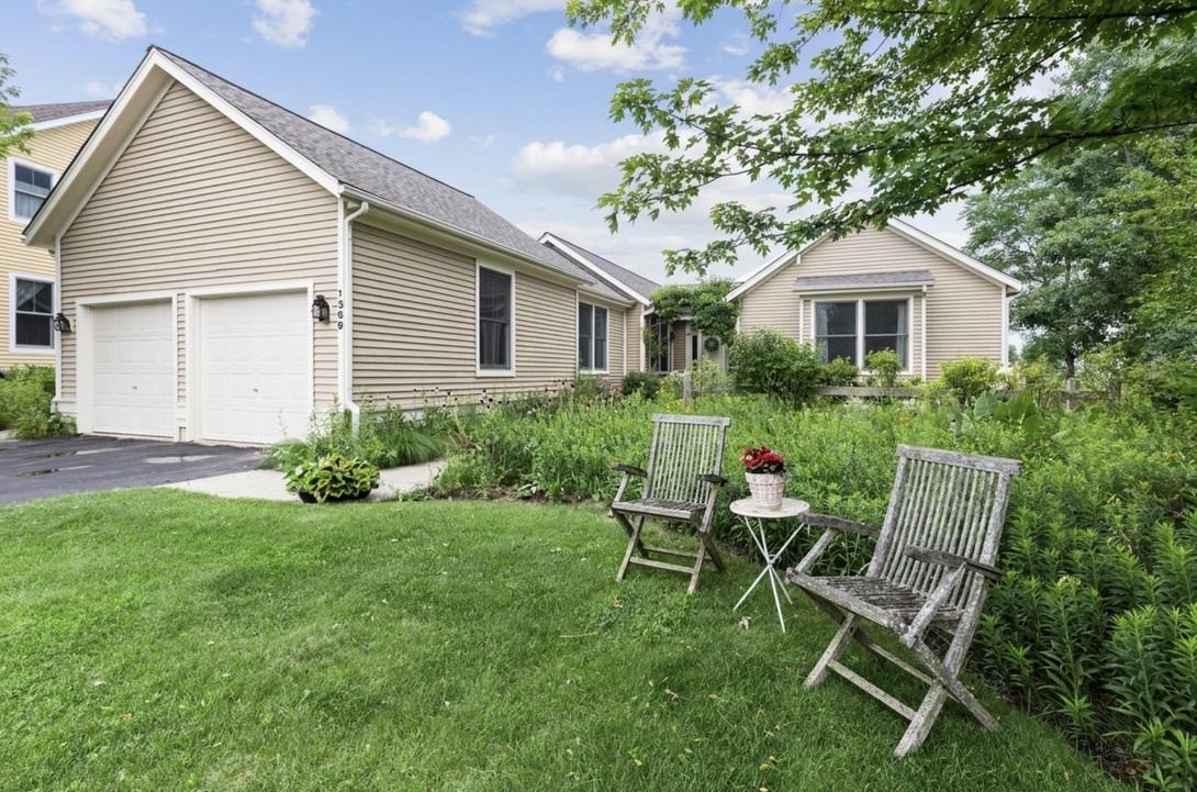 1369 Calamus Ln., Grayslake, IL 60030