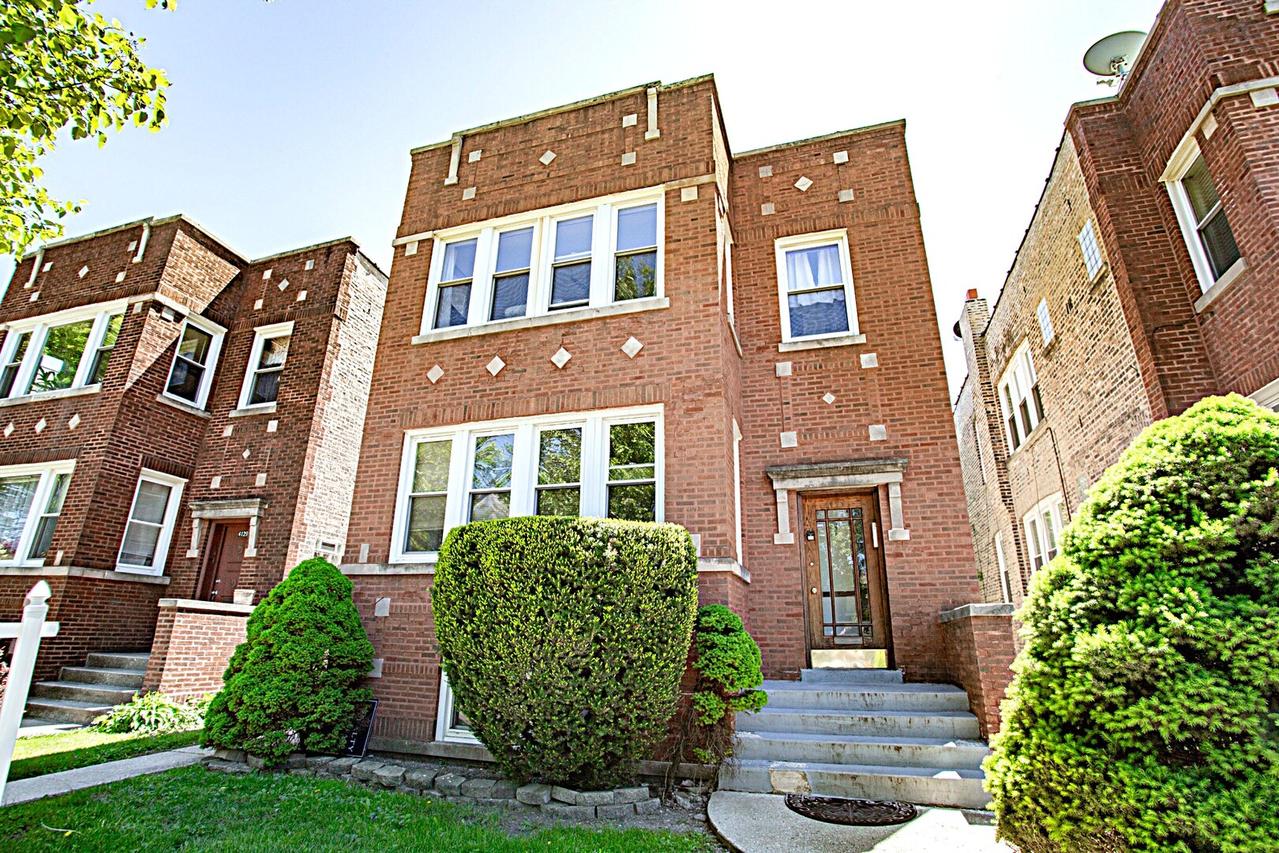4133 W Melrose St., Chicago, IL 60641
