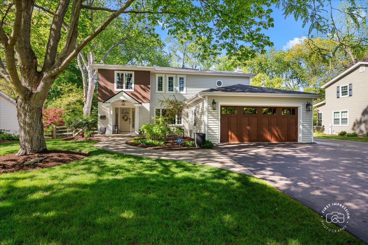 1804 Allen Ln., St. Charles, IL 60174
