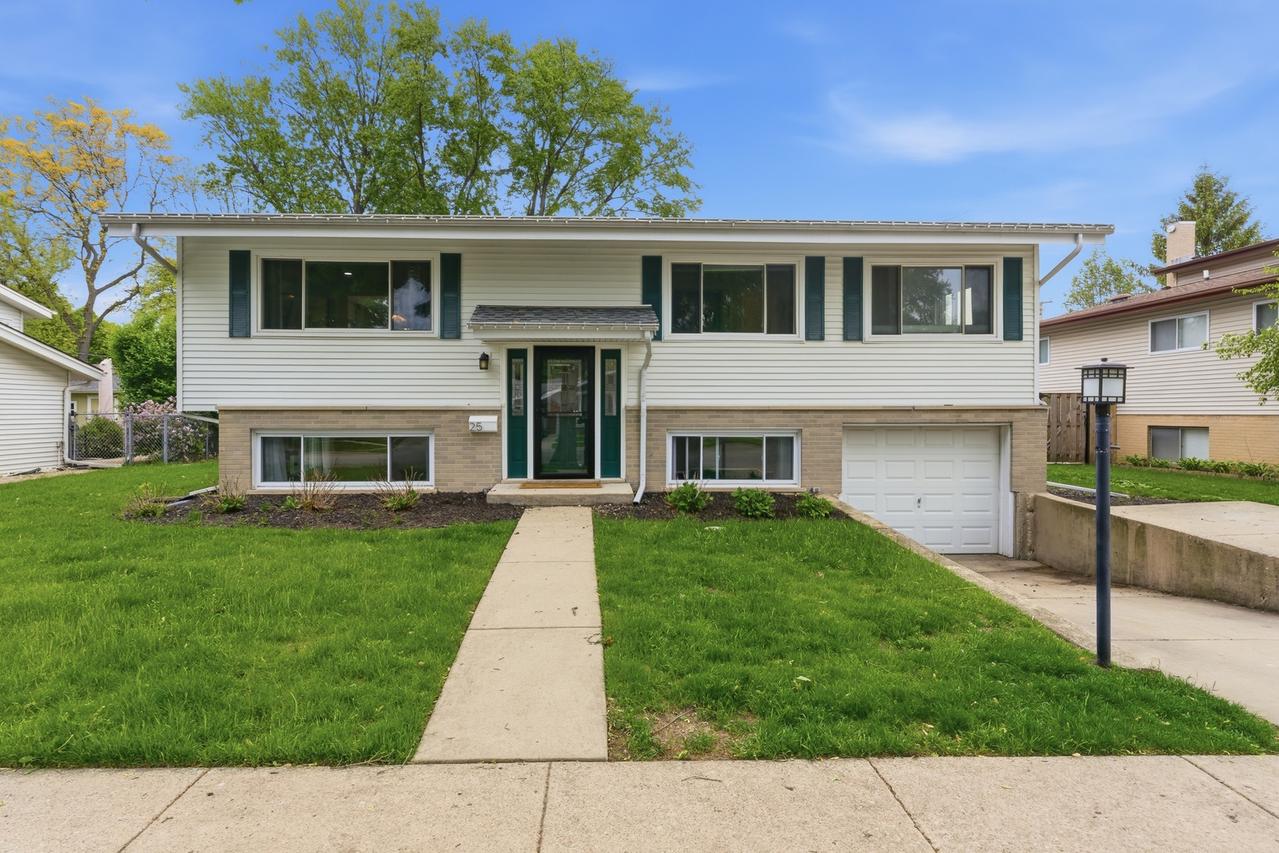 25 N Prindle Ave., Arlington Heights, IL 60004