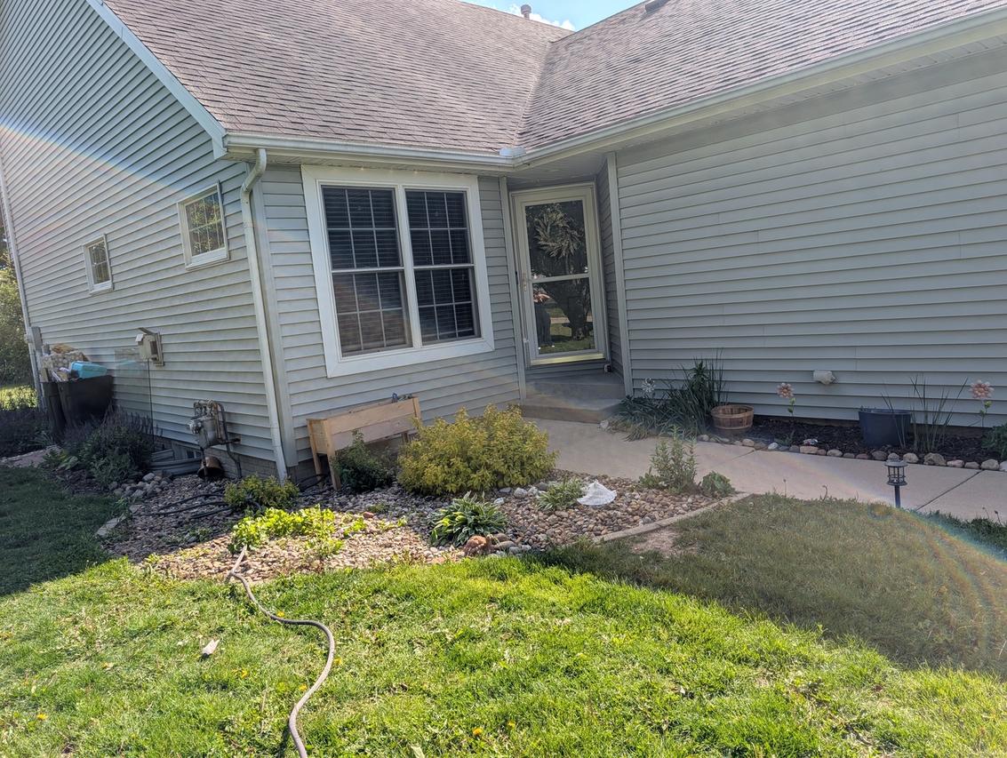 109 Labrador Ln., Downs, IL 61736