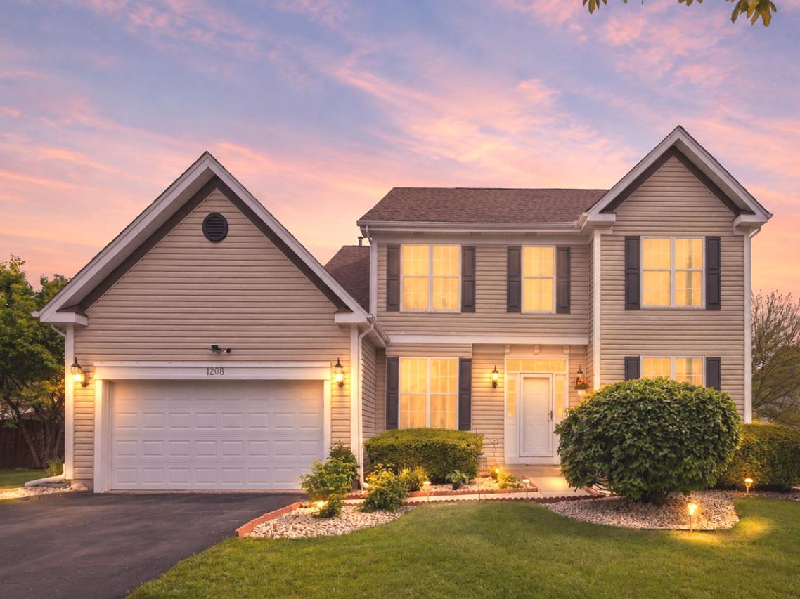 1208 Amaranth Dr., Naperville, IL 60564