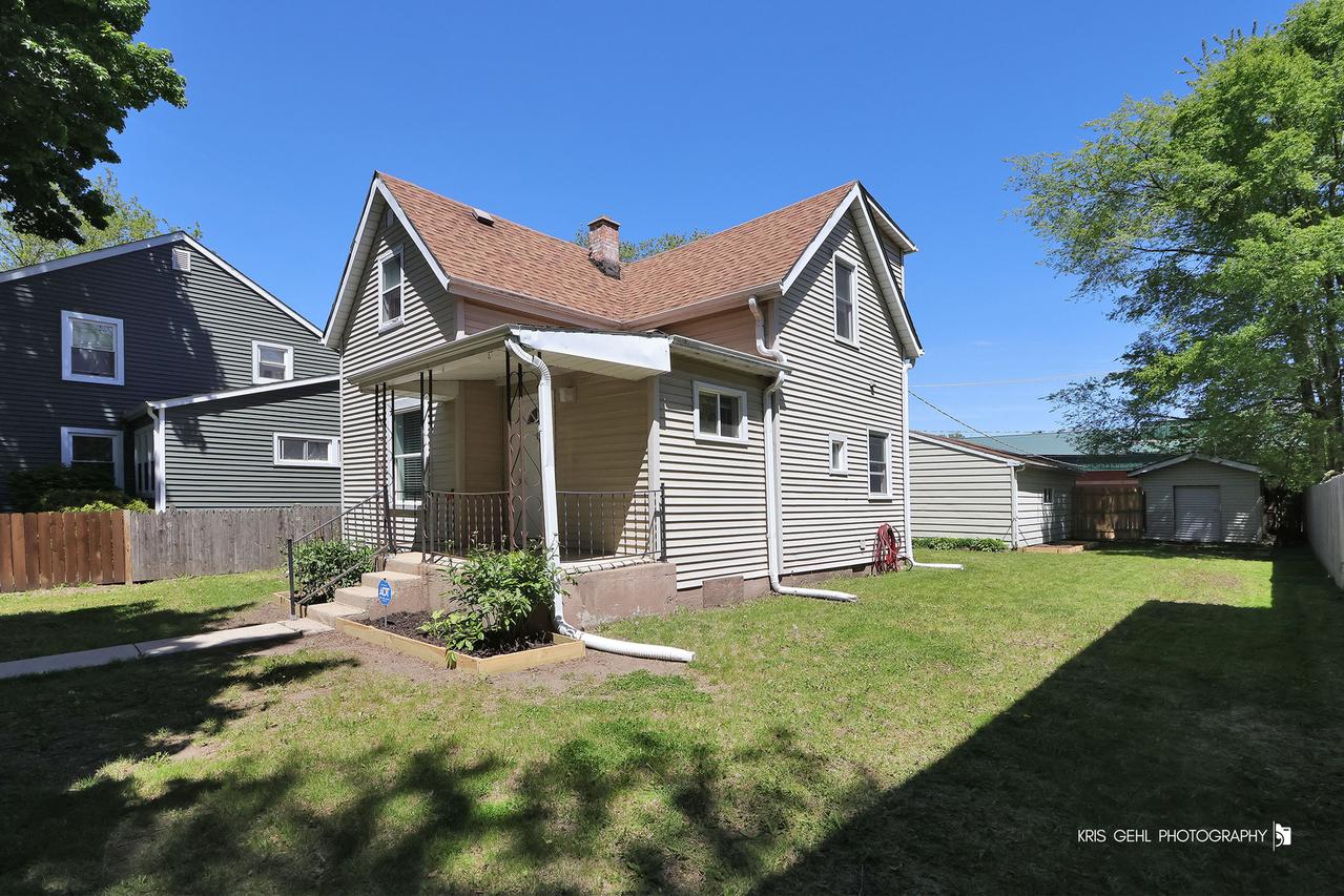 3233 Elisha Ave., Zion, IL 60099