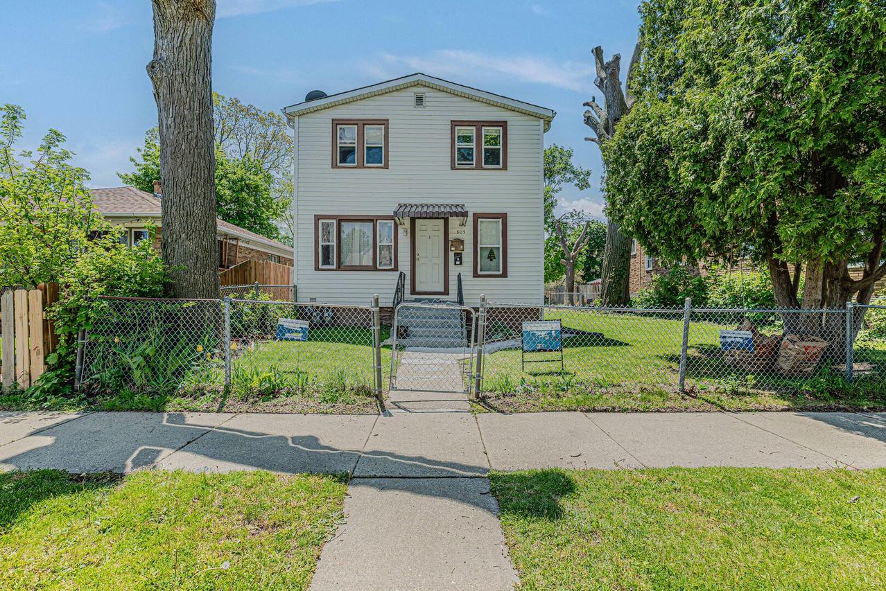 805 Audrey Nixon Blvd., North Chicago, IL 60064
