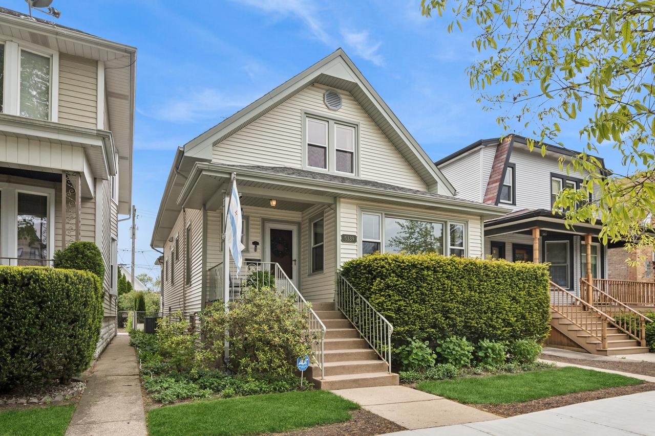 5339 W Berenice Ave., Chicago, IL 60641