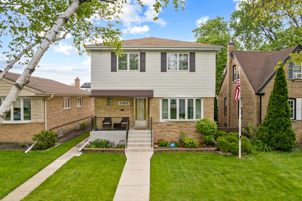 3313 Gustav St., Franklin Park, IL 60131