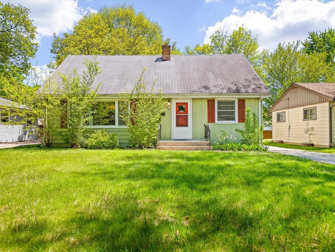 1521 Chelsea Ave., Rockford, IL 61107