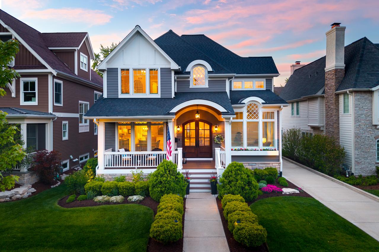 529 W Benton Ave., Naperville, IL 60540